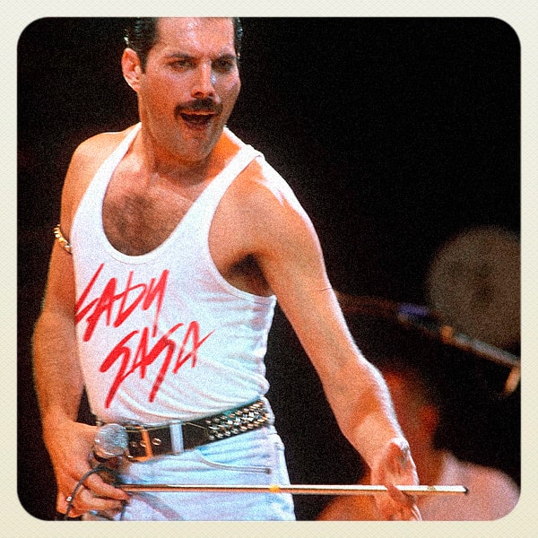 Ο Freddie Mercury με t-shirt Lady Gaga