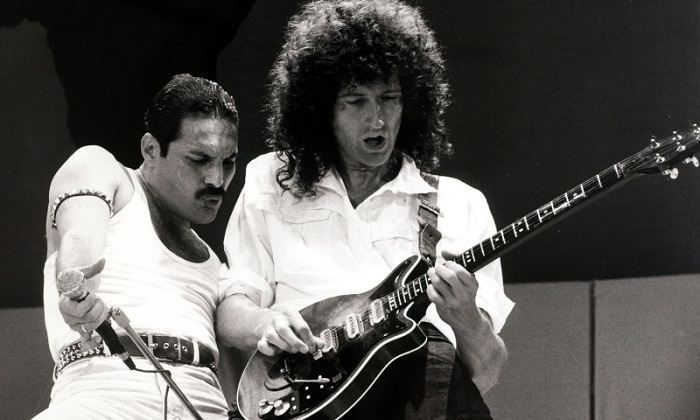 Freddie Mercury - Brian May